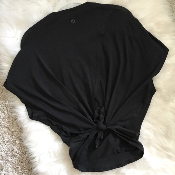 lululemon athletica Tops - lululemon Devout Short Sleeve Tee II